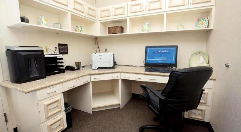Hilton Garden Inn Oshkosh photo 35