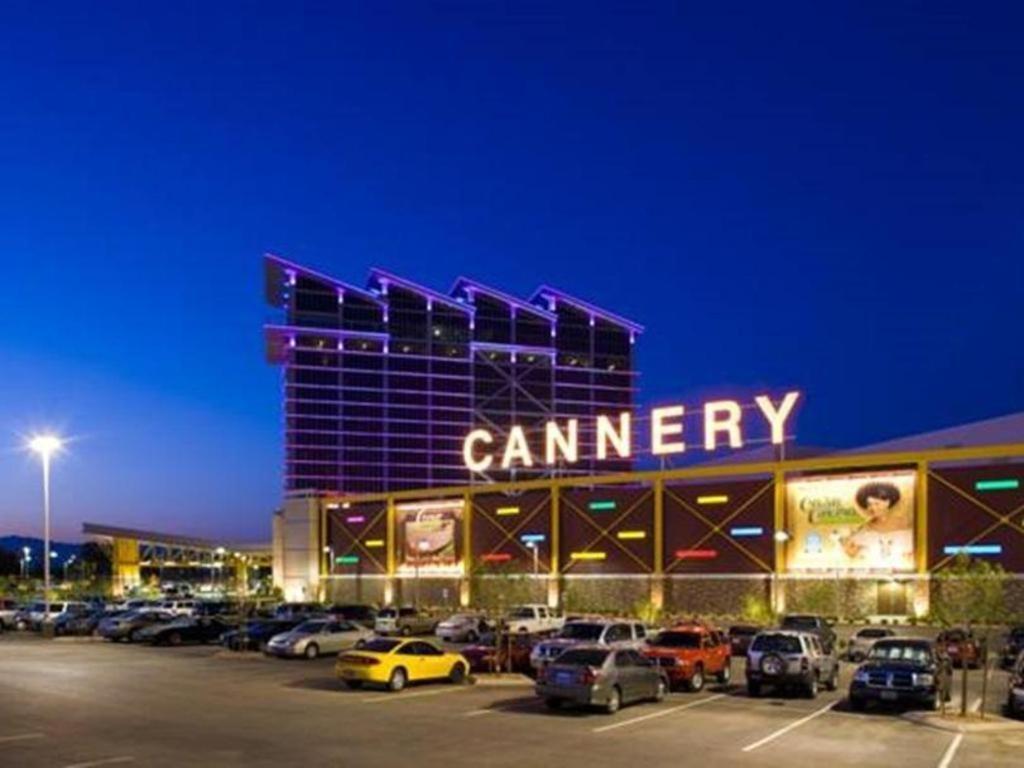 Eastside Cannery Casino Hotel photo 8