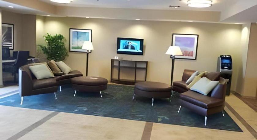 Candlewood Suites Saint Joseph photo 17