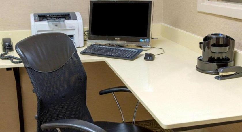 Comfort Inn DFW Airport North photo 11