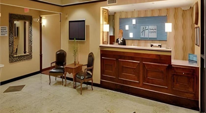 Holiday Inn Express Frackville Hotel By IHG photo 2
