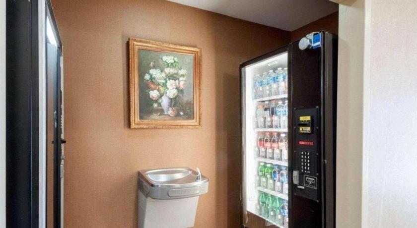 Quality Inn photo 25