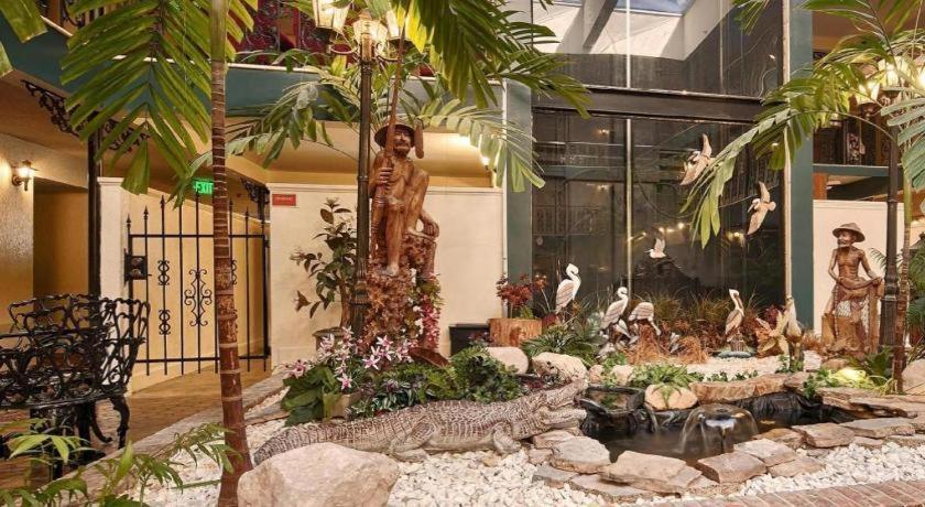 Baton Rouge Hotel photo 8