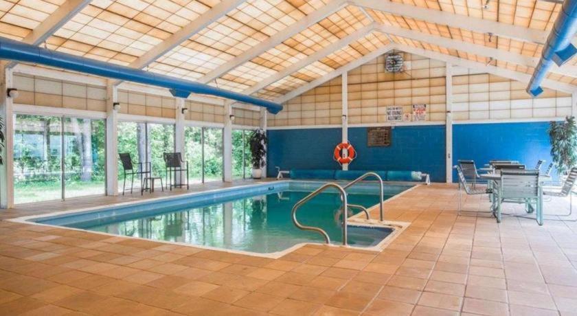 Quality Inn & Conference Center photo 11
