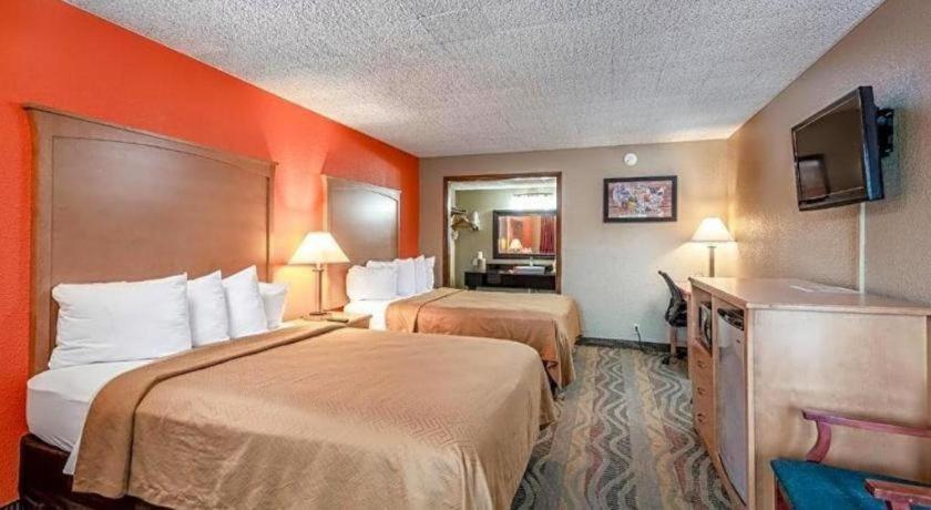 SureStay Hotel photo 37