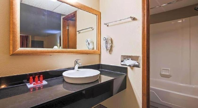 SureStay Hotel photo 46