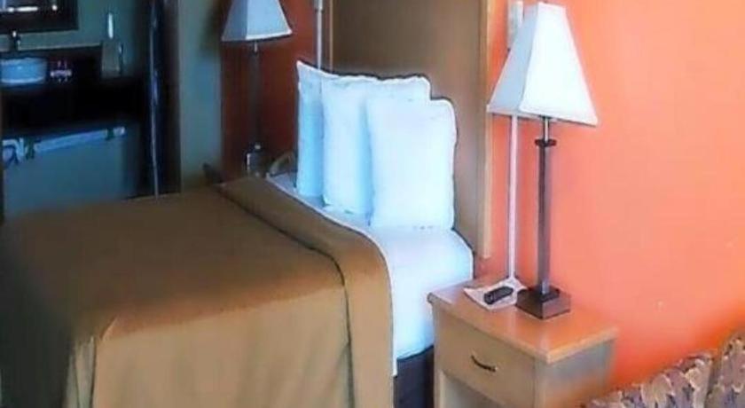 SureStay Hotel photo 47