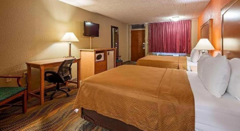 SureStay Hotel photo 56