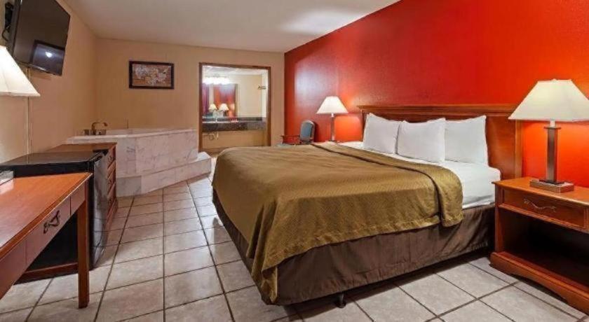 SureStay Hotel photo 62