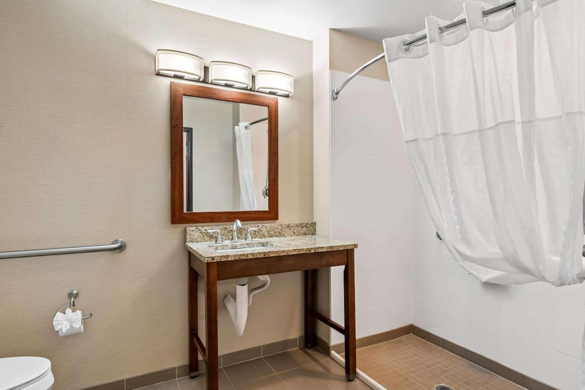 Comfort Inn & Suites Hermiston South photo 24