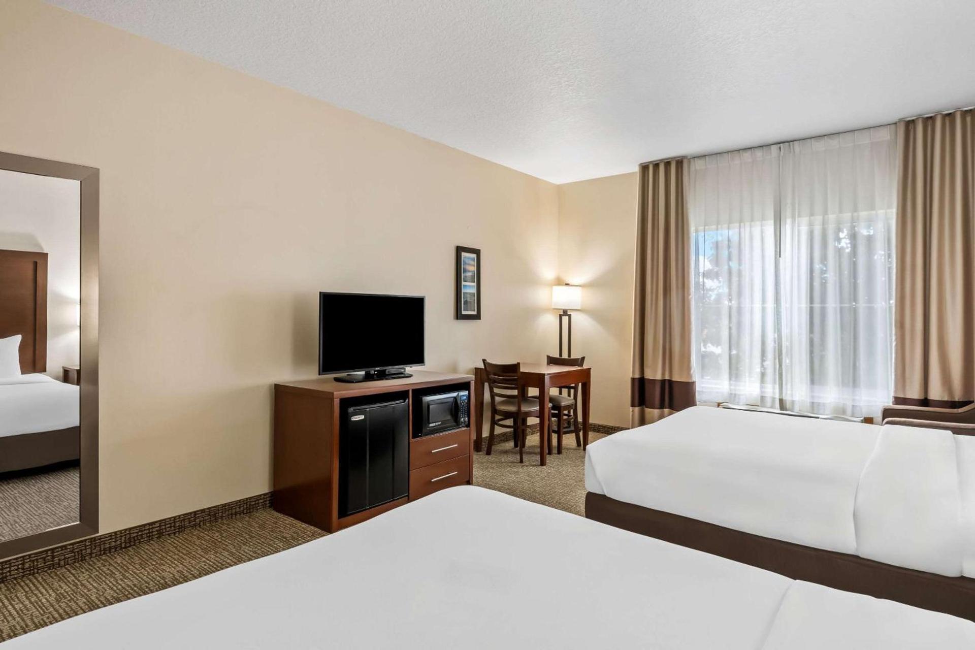 Comfort Inn & Suites Hermiston South photo 27