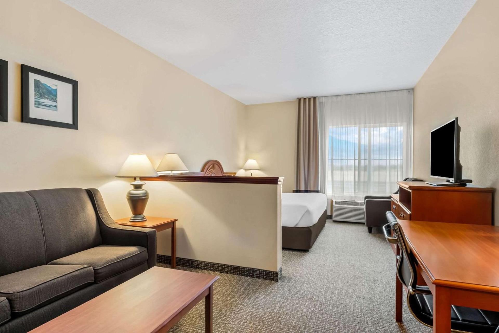 Comfort Inn & Suites Hermiston South photo 29