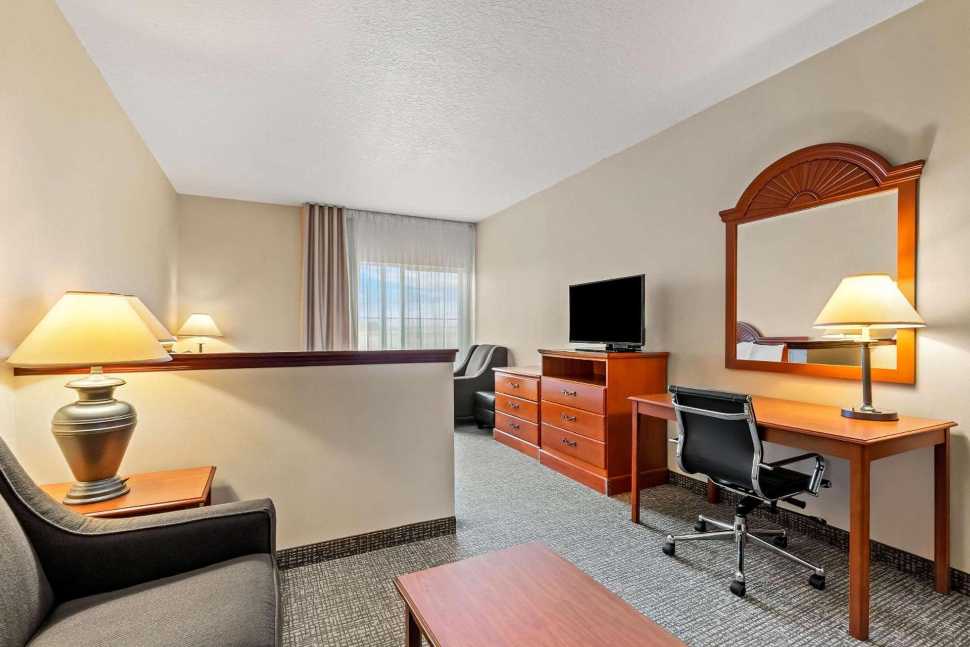 Comfort Inn & Suites Hermiston South photo 30