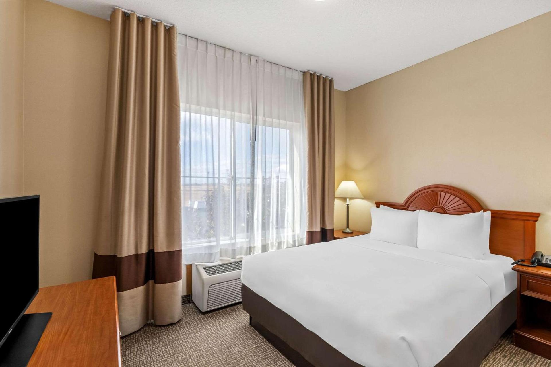 Comfort Inn & Suites Hermiston South photo 35