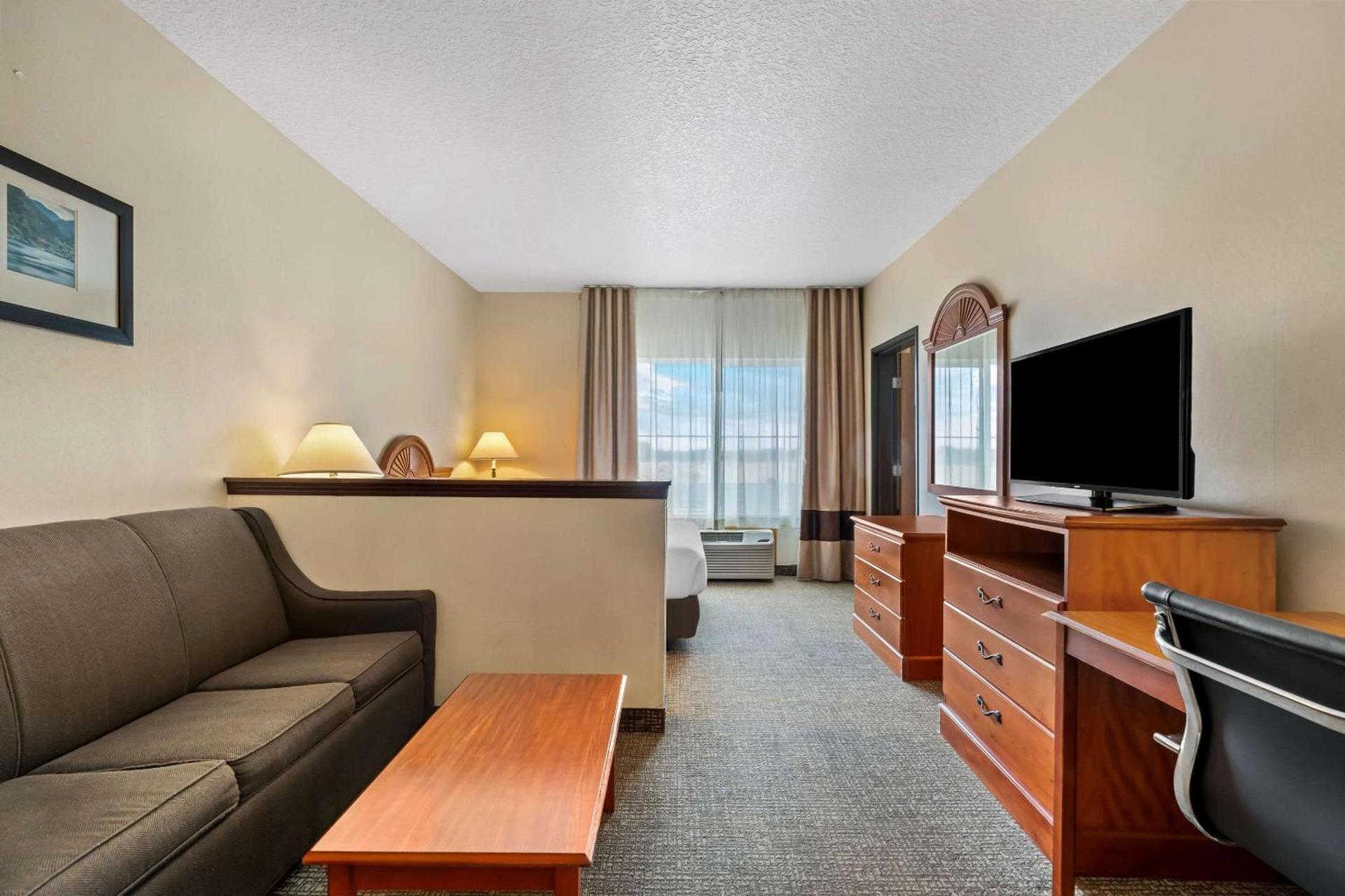 Comfort Inn & Suites Hermiston South photo 39