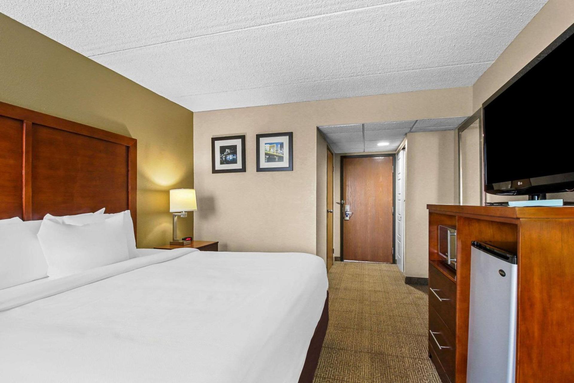 Comfort Inn Cranberry Twp photo 16