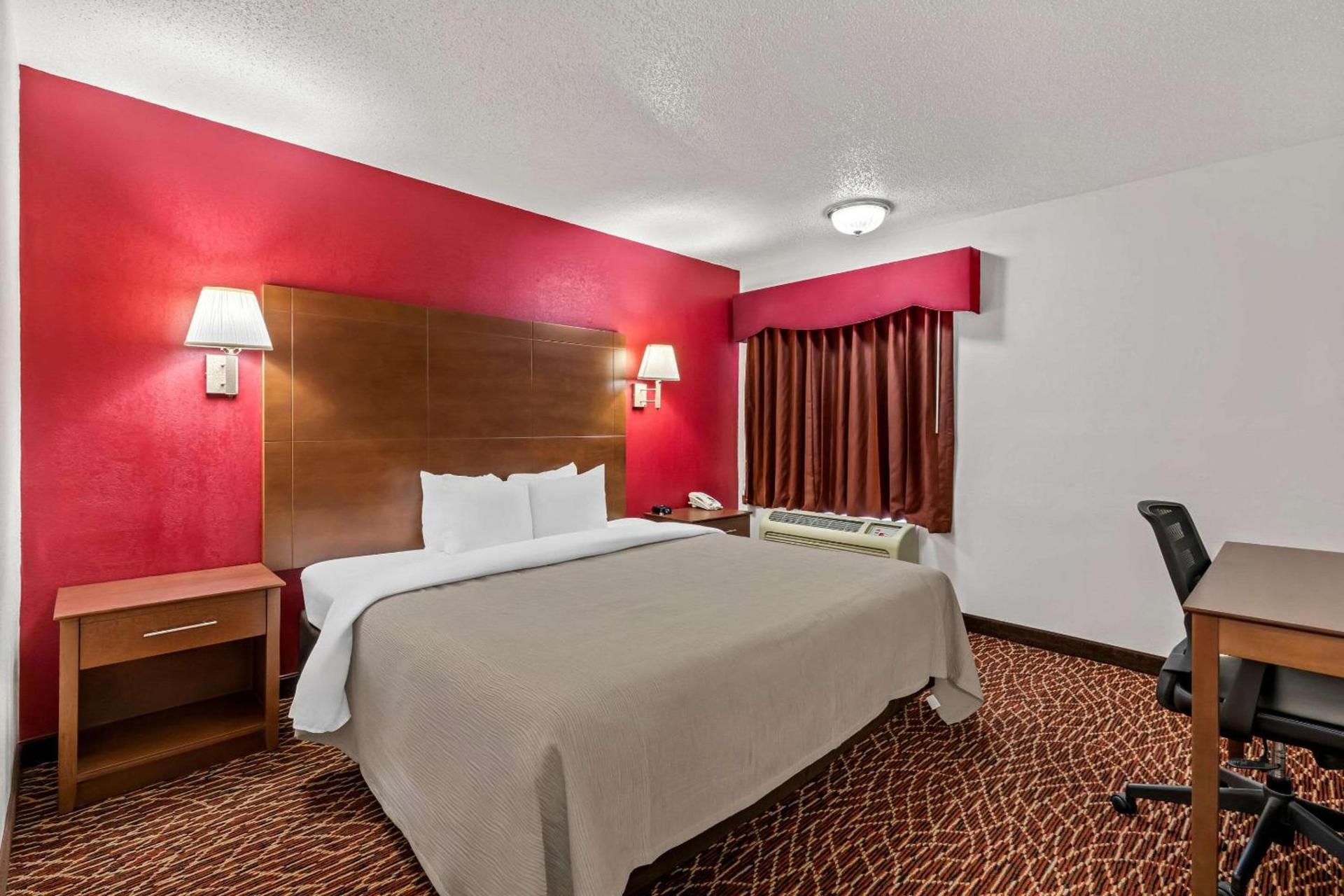 Quality Inn Marietta near Dobbins ARB photo 24
