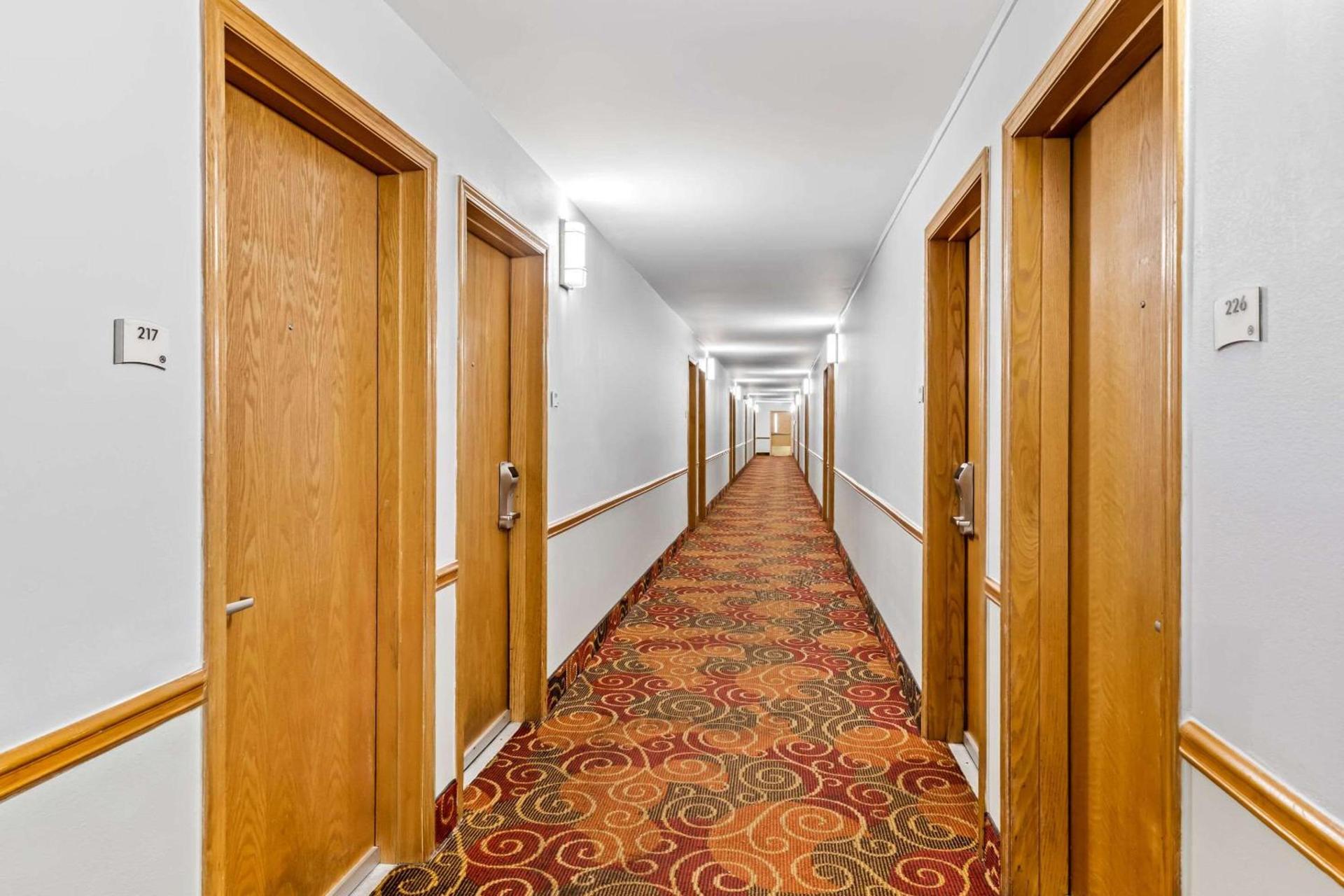 Quality Inn Marietta near Dobbins ARB photo 32