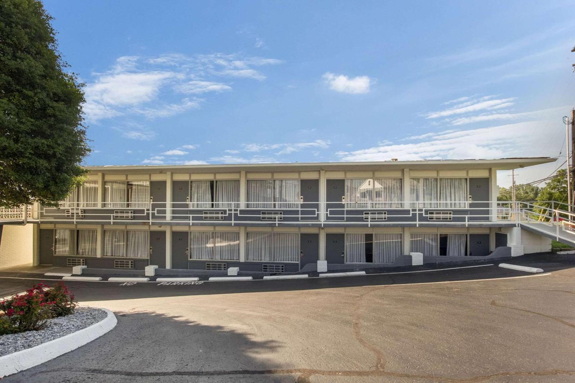 Econo Lodge Fort Knox photo 4