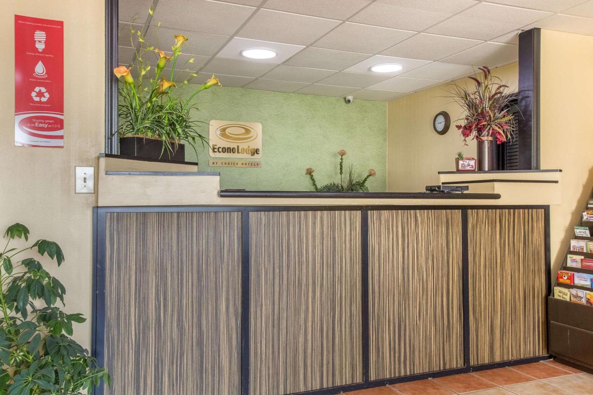 Econo Lodge Fort Knox photo 12