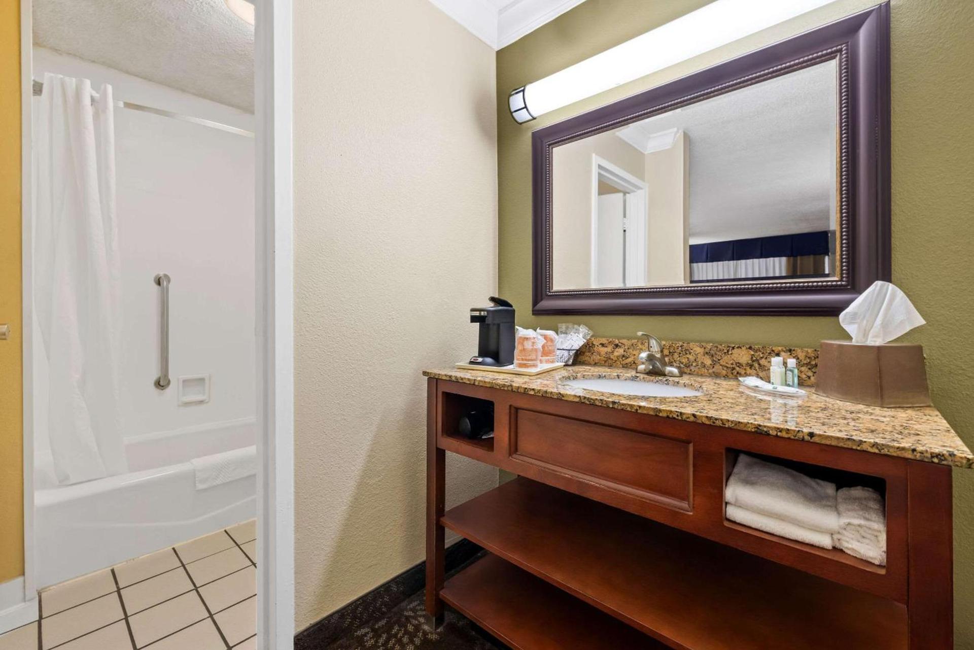 Quality Inn Morgan City photo 16