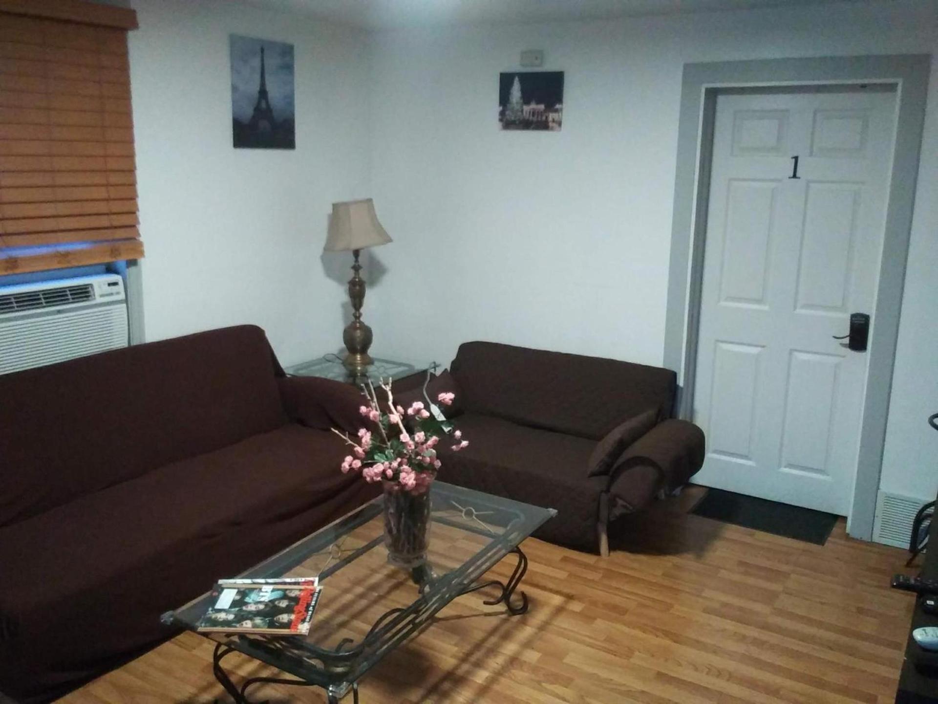 Mikes Place photo 5