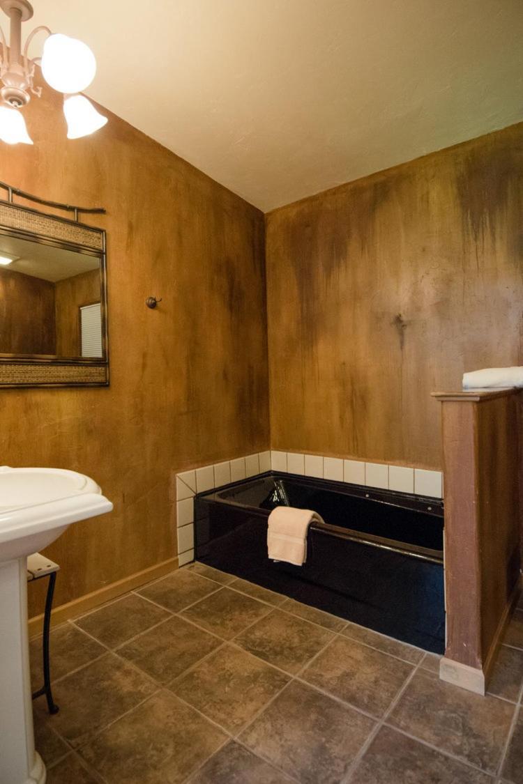 The Islander Inn photo 4
