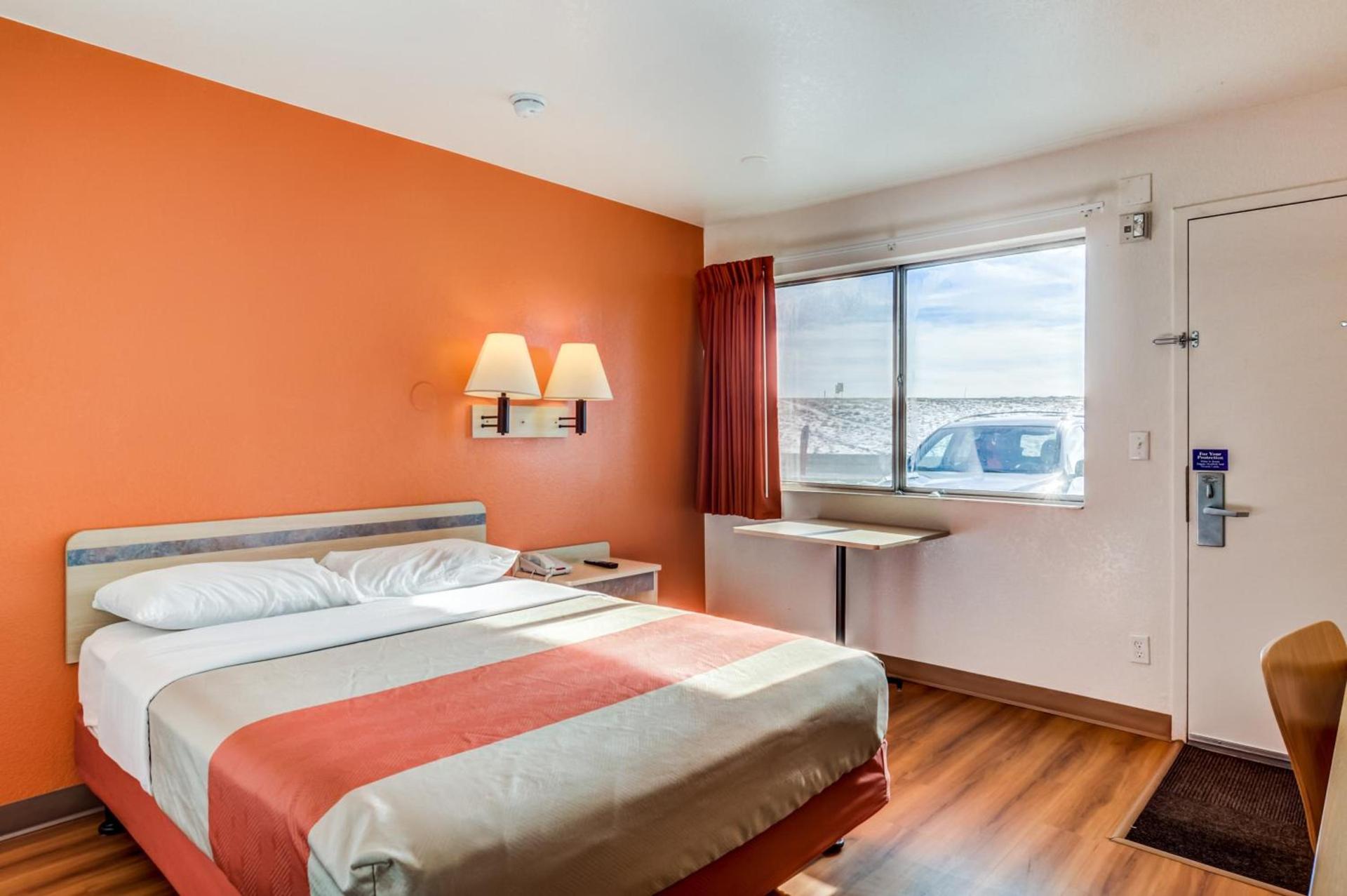 Motel 6 Fort Collins, CO photo 17