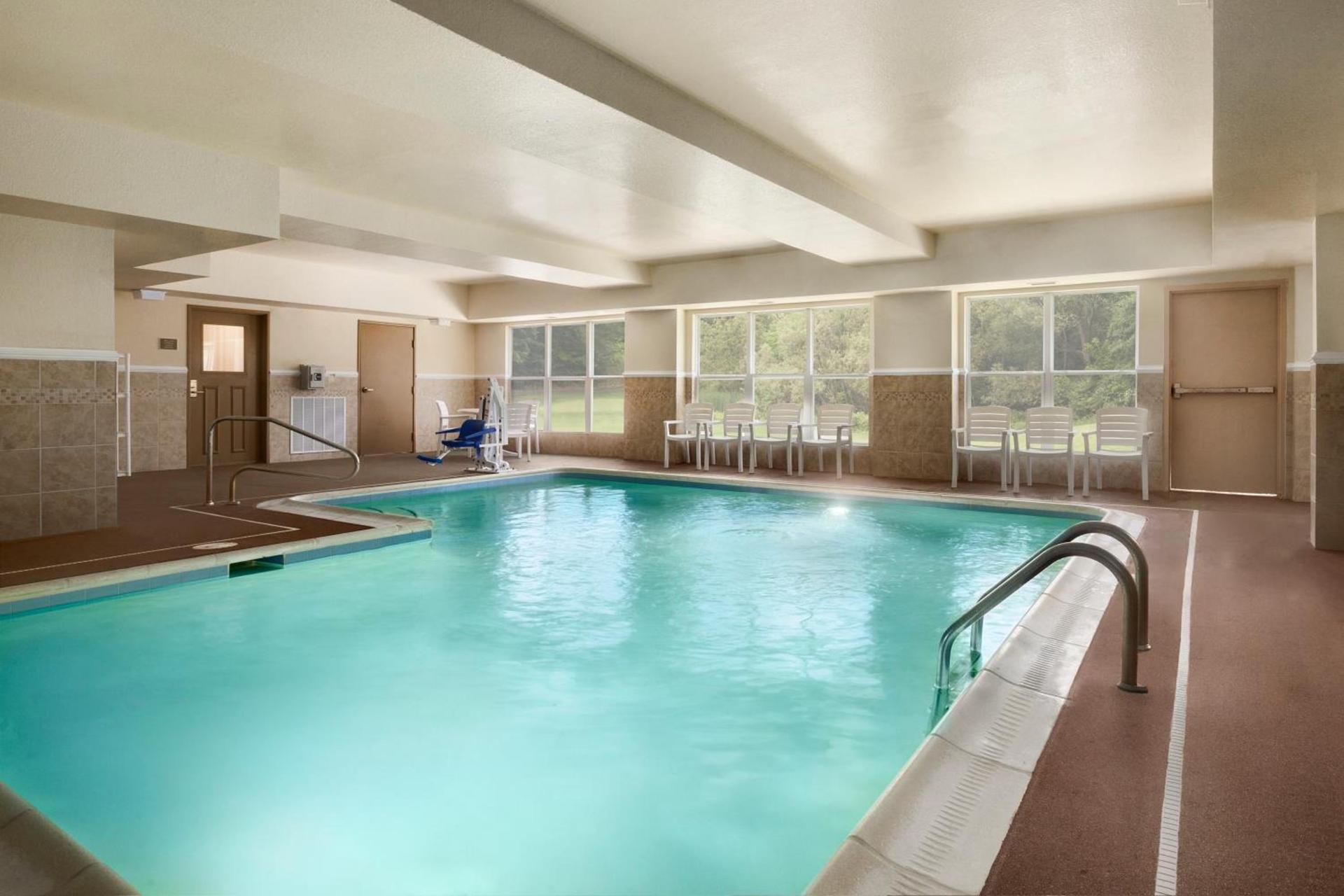 Country Inn & Suites by Radisson, Doswell Kings Dominion , VA photo 45