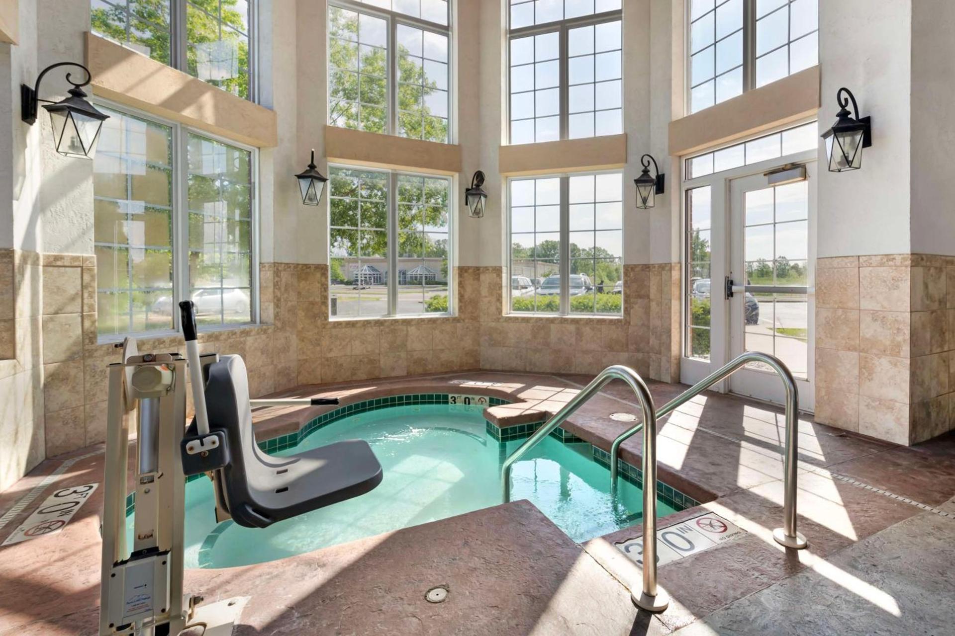 Wyndham Garden Appleton photo 39