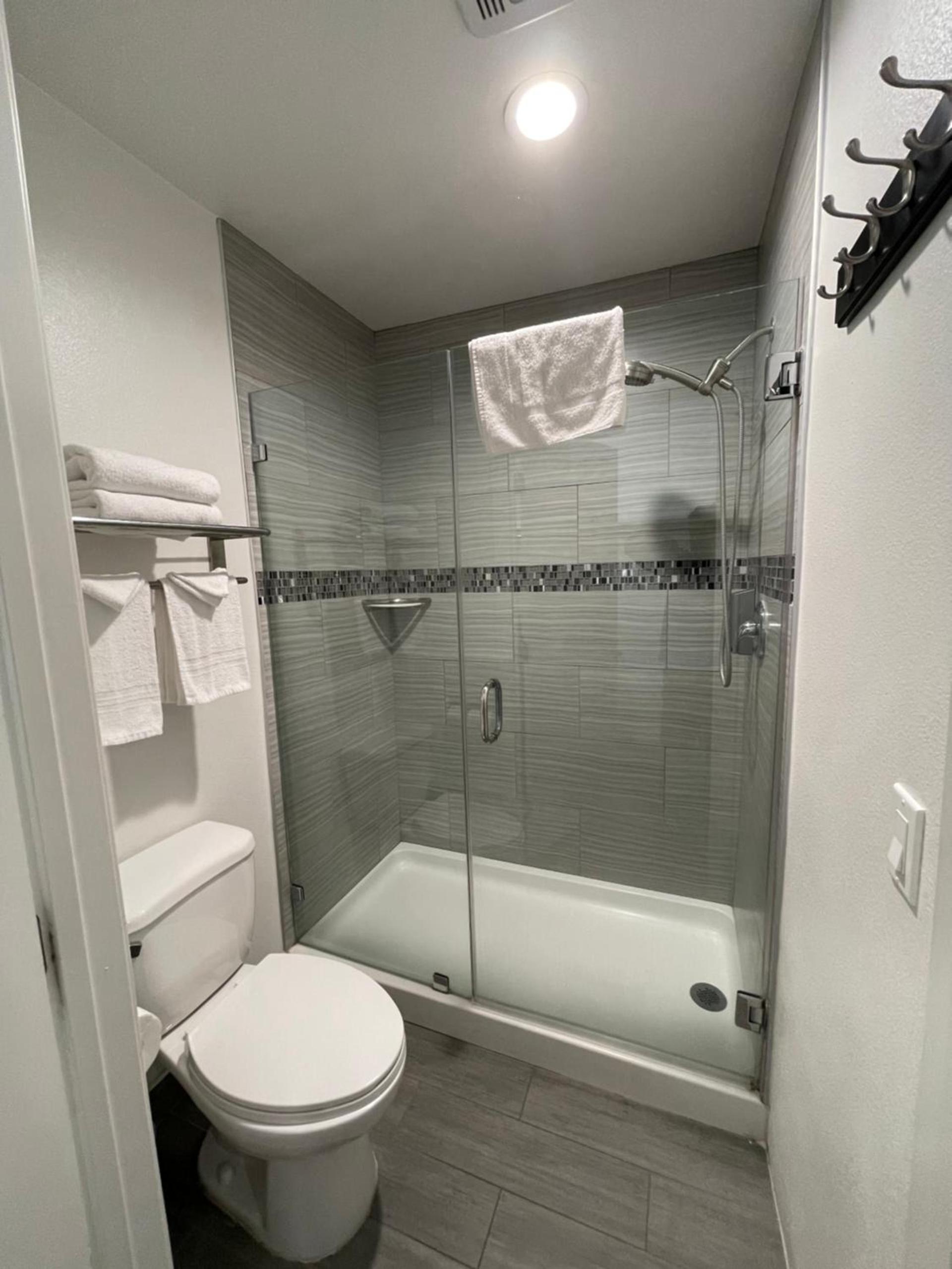 Claremont Lodge photo 25