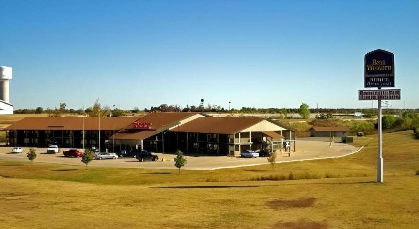 Best Western Stroud Motor Lodge photo 13