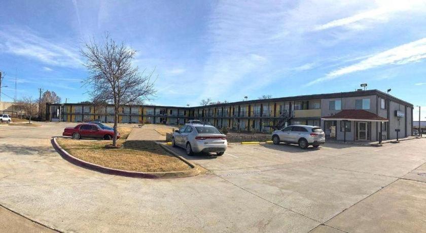 Americas Best Value Inn Garland Dallas photo 7