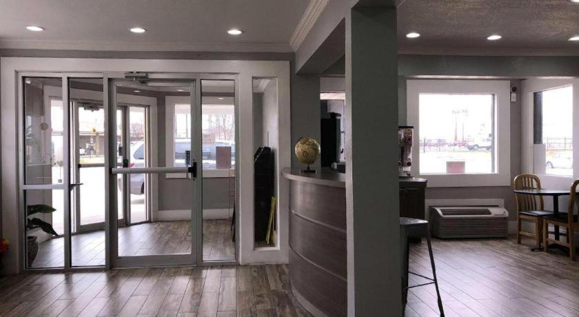 Americas Best Value Inn Garland Dallas photo 11