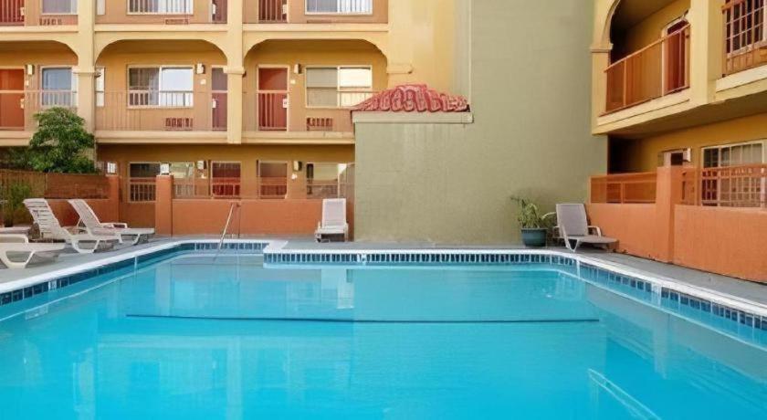 Hotel Solaire Los Angeles photo 3