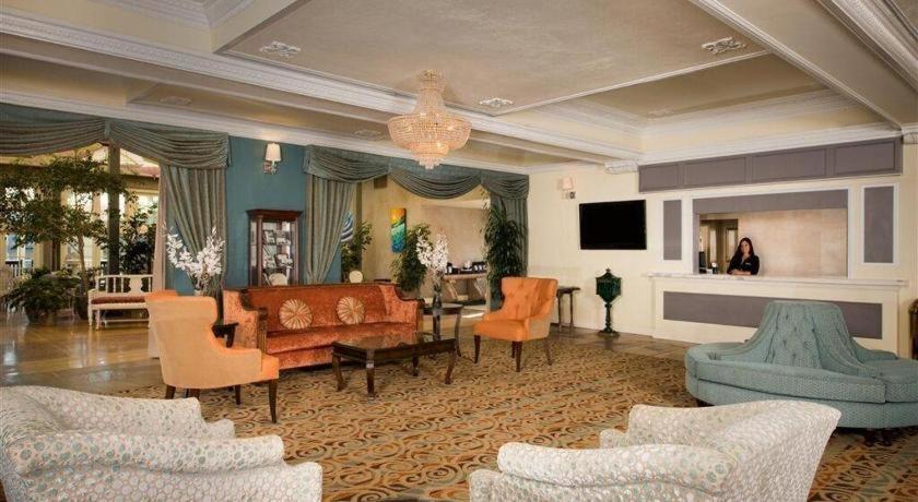 The Lafayette Hotel, Swim Club & Bungalows photo 25