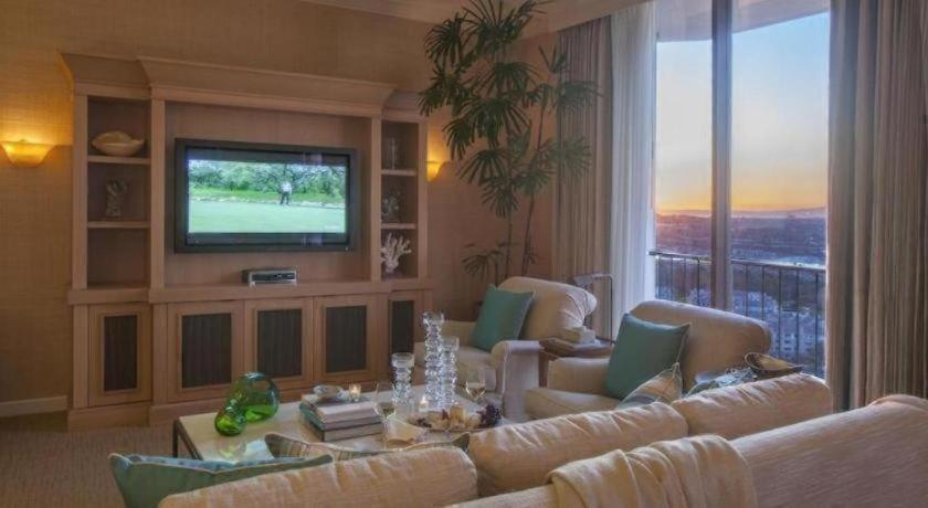 Fashion Island Hotel photo 6