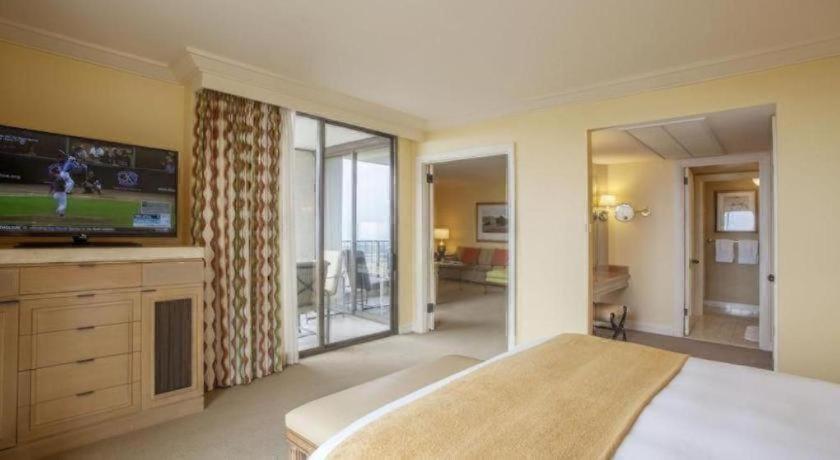 Fashion Island Hotel photo 20