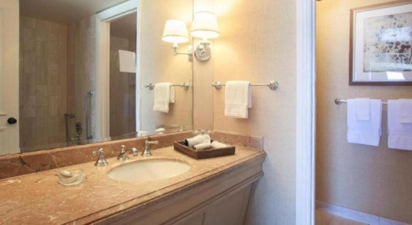Fashion Island Hotel photo 23
