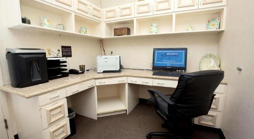 Hilton Garden Inn Oshkosh photo 45