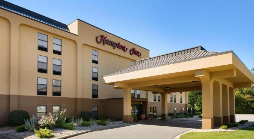 Hampton Inn Mount Vernon photo 10