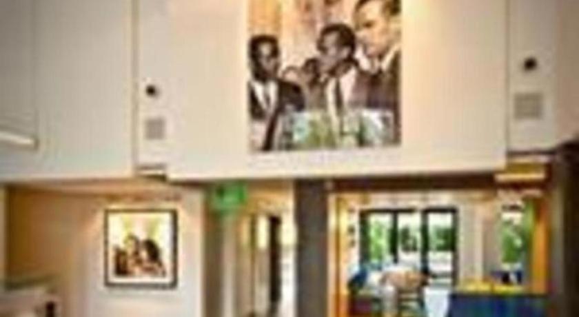 Avenue Suites Georgetown photo 3