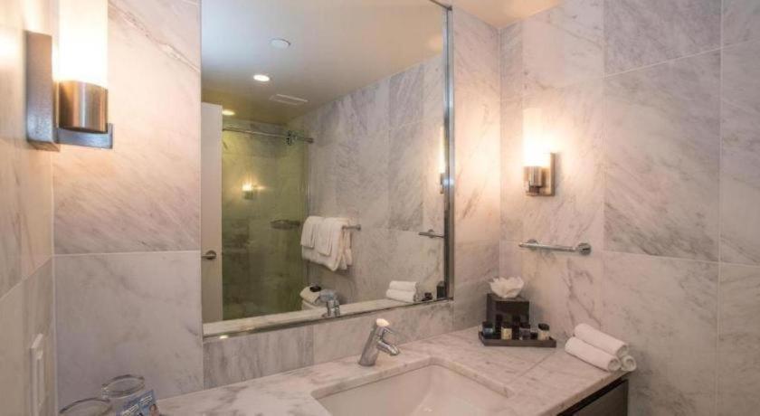 Avenue Suites Georgetown photo 40