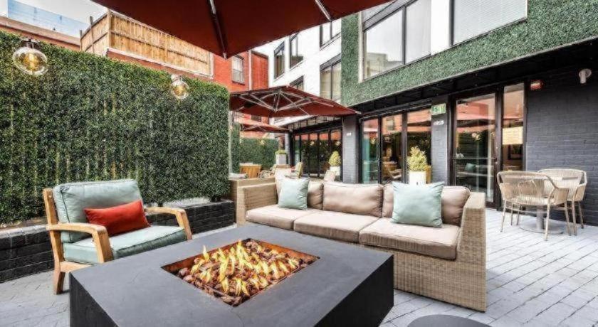 Avenue Suites Georgetown photo 8