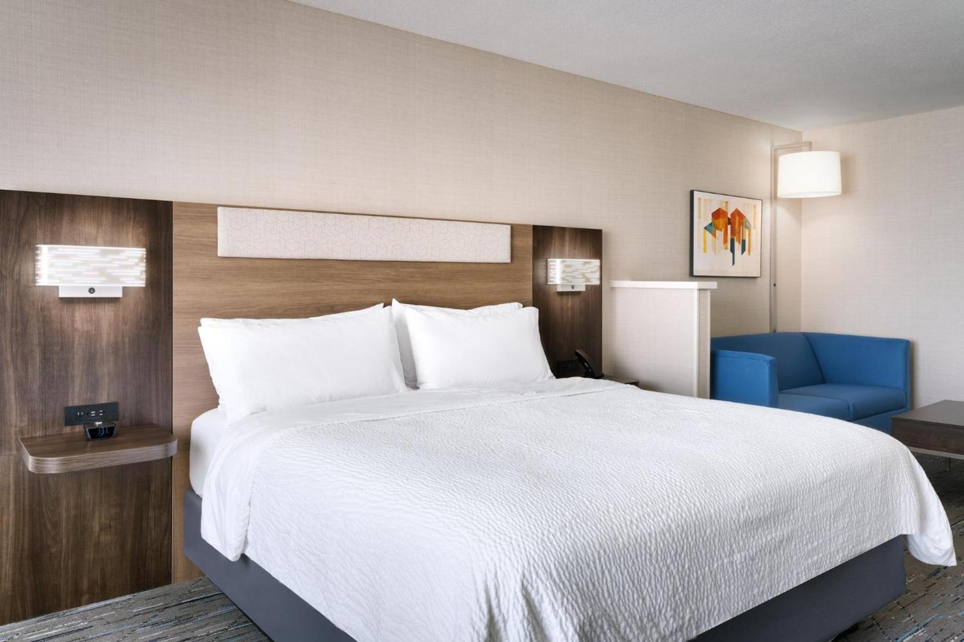Holiday Inn Express Hotel & Suites Cheyenne by IHG photo 18