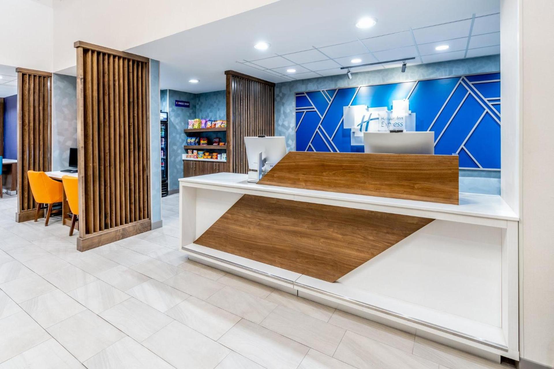 Holiday Inn Express Hotel & Suites Cheyenne by IHG photo 30