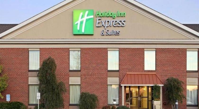 Holiday Inn Express Hotel And Suites Corinth photo 7