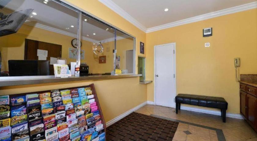 Americas Best Value Inn & Suites Los Angeles Downtown SW photo 17