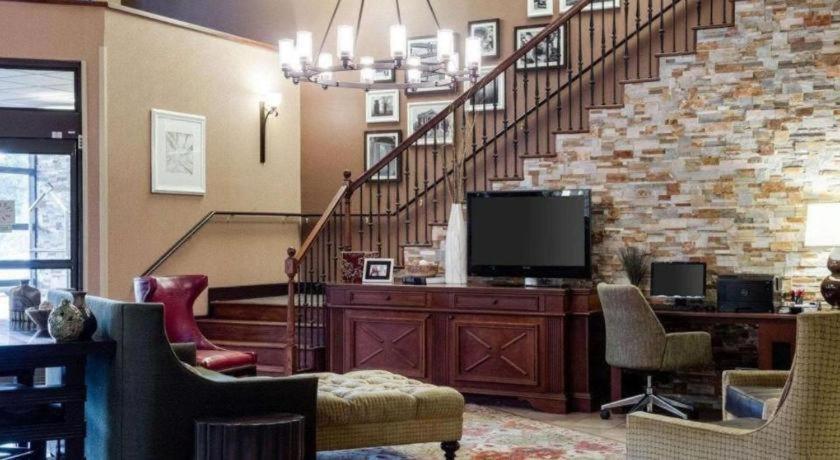 Comfort Suites photo 27