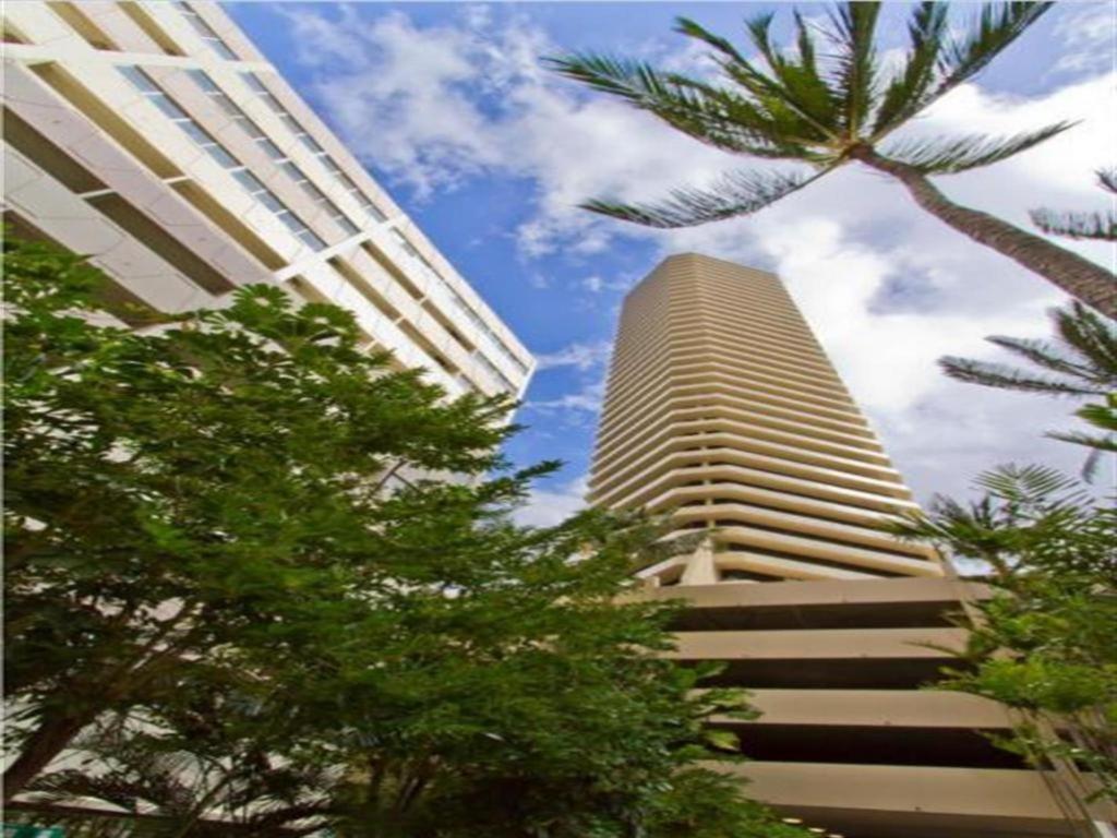 Marina Tower Waikiki photo 1